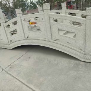 常州芝麻白拱桥，石桥