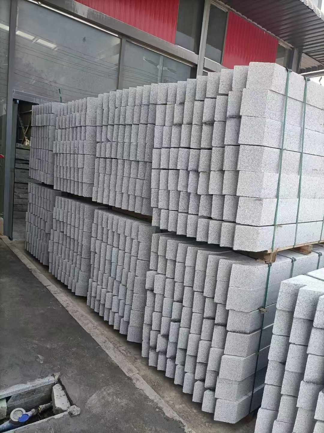 常州芝麻白树围石 树池