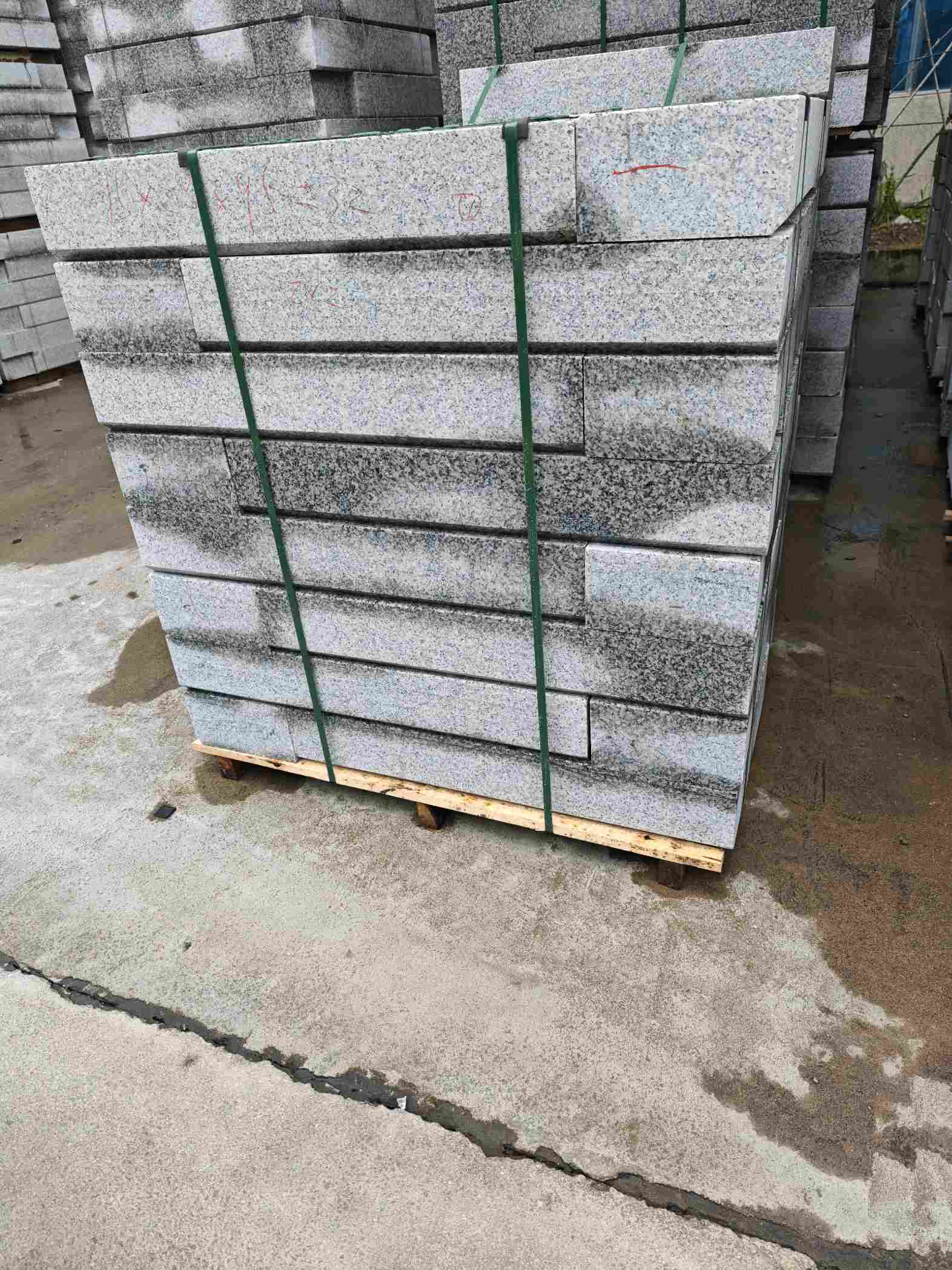 常州芙蓉白路牙石，马路牙子